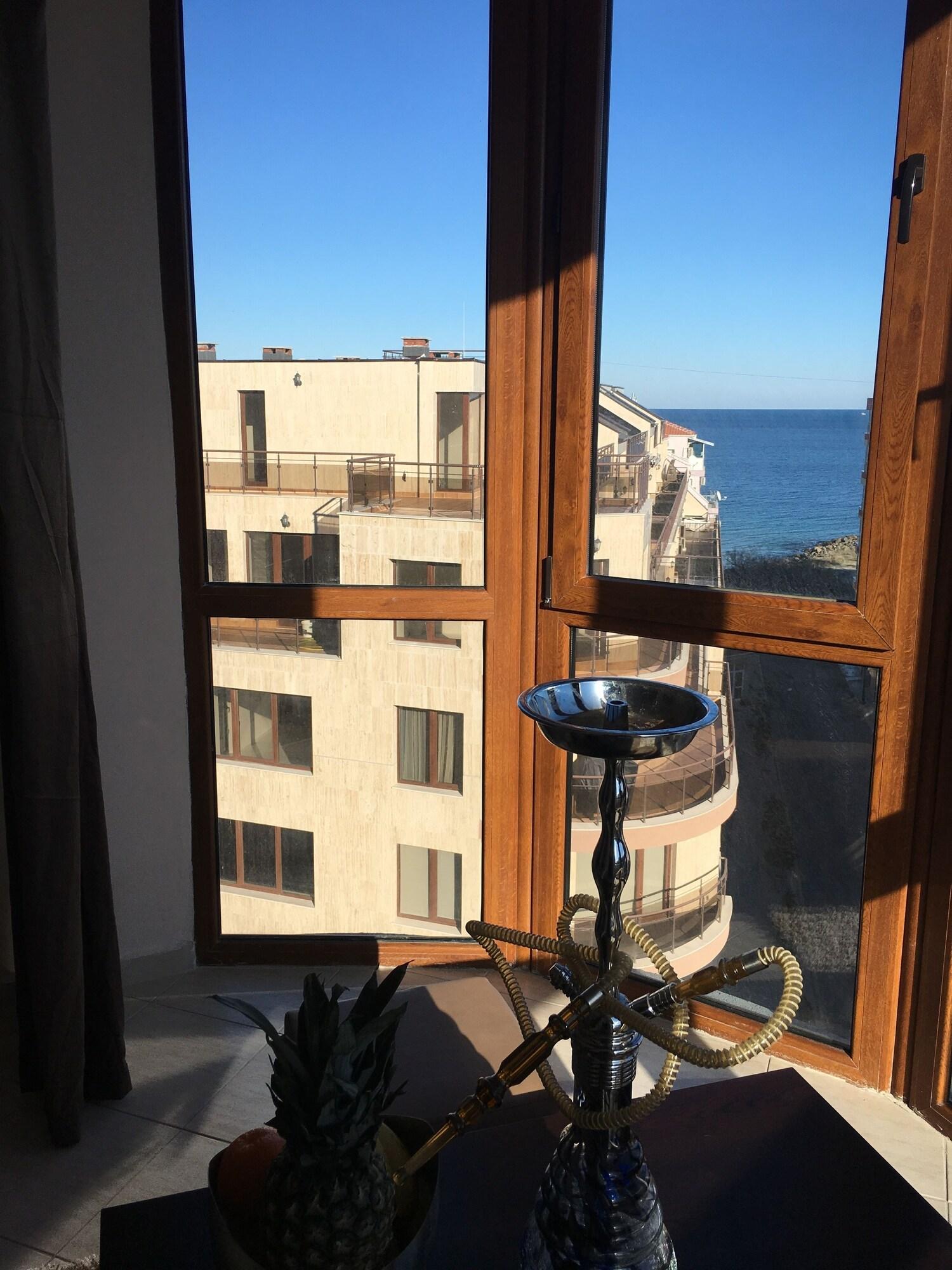 Beach Aparthotel Salt Lake Pomorie Bagian luar foto