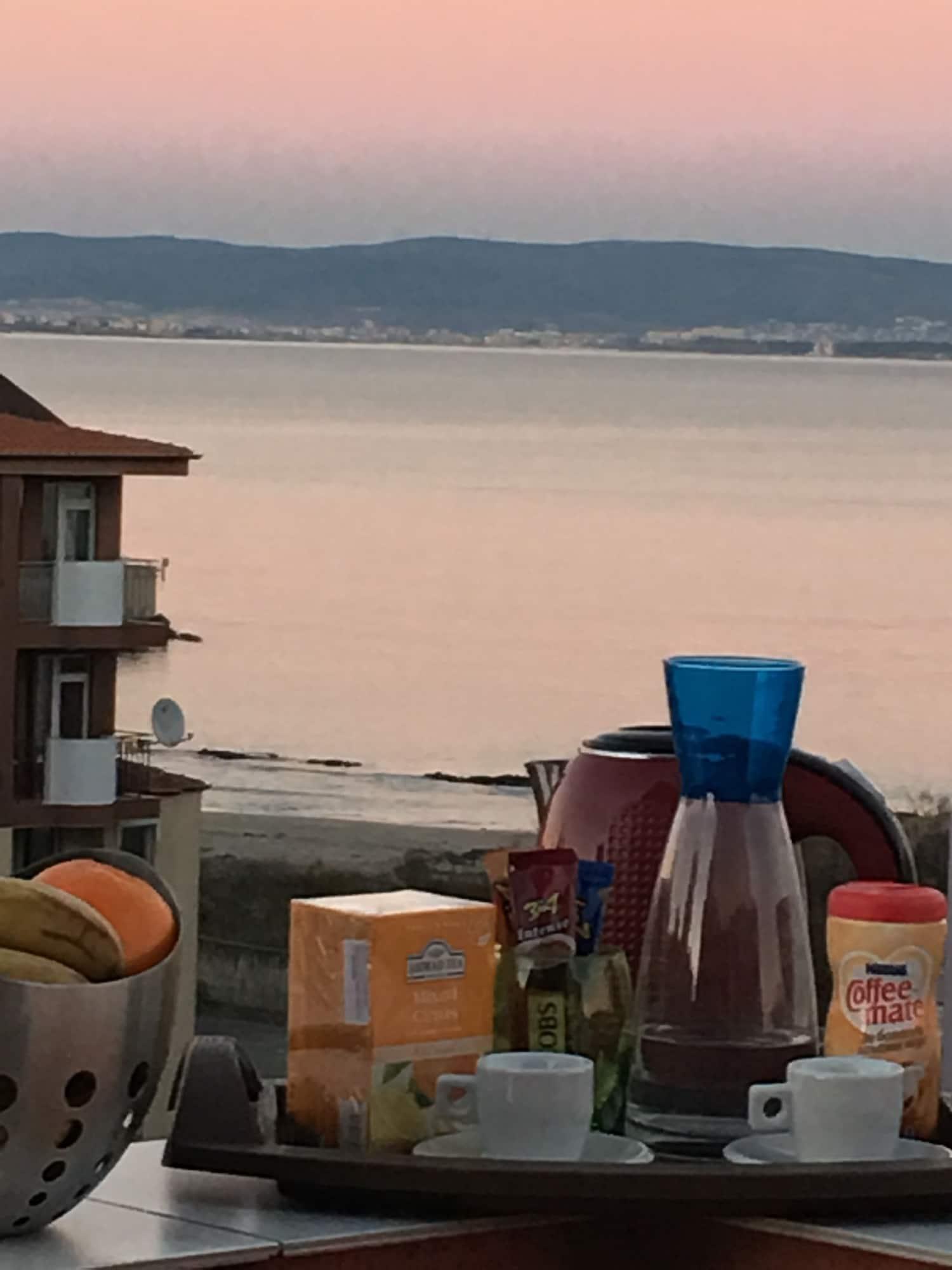 Beach Aparthotel Salt Lake Pomorie Bagian luar foto