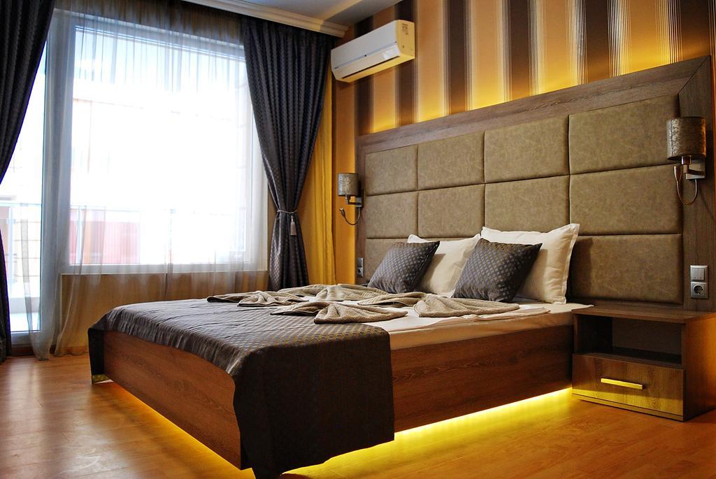 Beach Aparthotel Salt Lake Pomorie Bagian luar foto