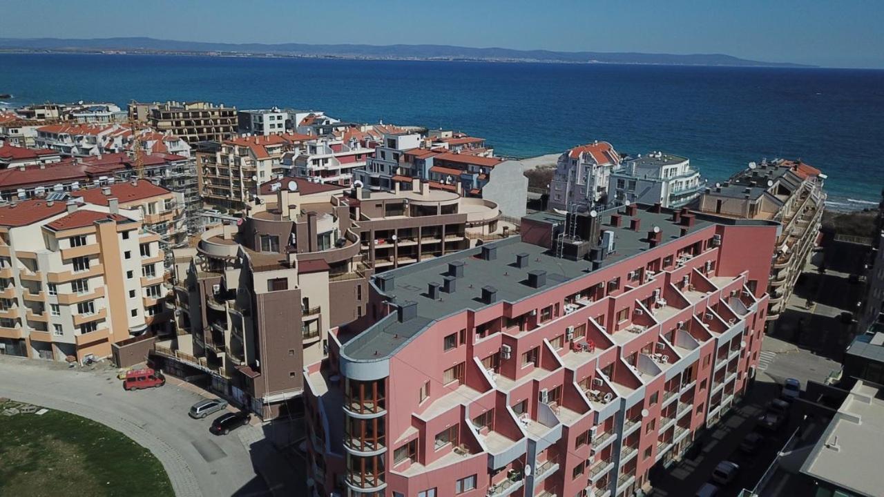 Beach Aparthotel Salt Lake Pomorie Bagian luar foto