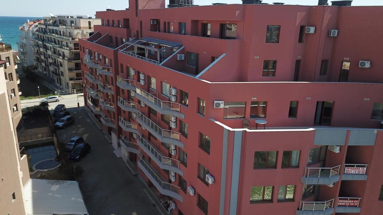 Beach Aparthotel Salt Lake Pomorie Bagian luar foto